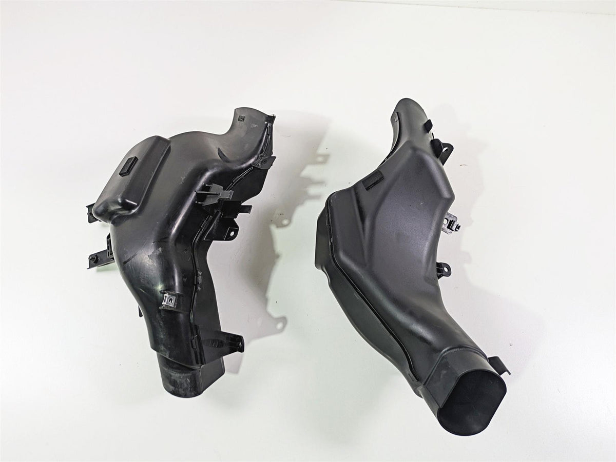 2023 Suzuki GSX1300 RR Hayabusa Air Intake Duct Set & Covers 94420-10L00 {{ shop.shopifyCountryName }} - Mototech271