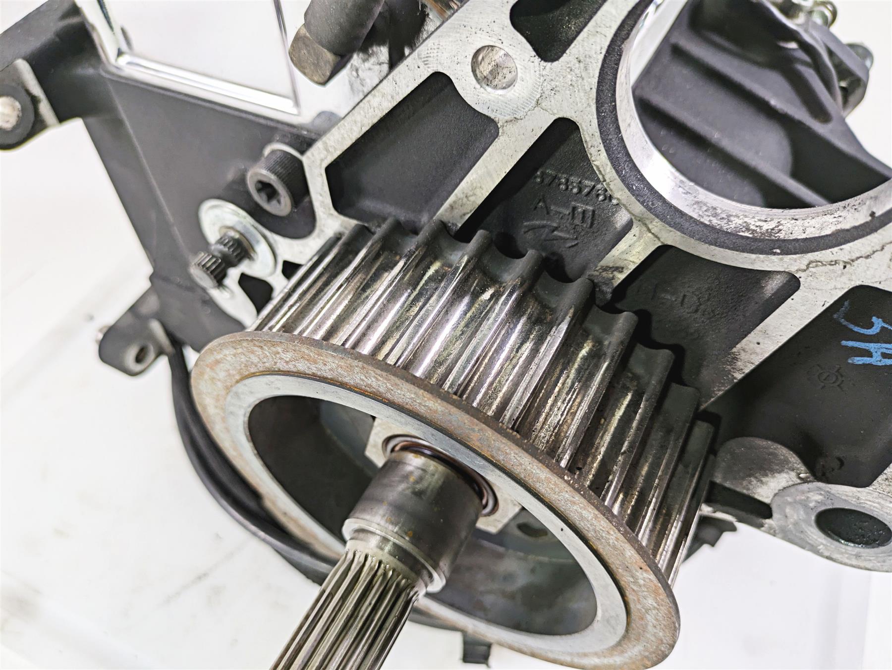 2002 Harley Dyna FXDL Low Rider 5-Speed Transmission Gear Box 33037-02 {{ shop.shopifyCountryName }} - Mototech271
