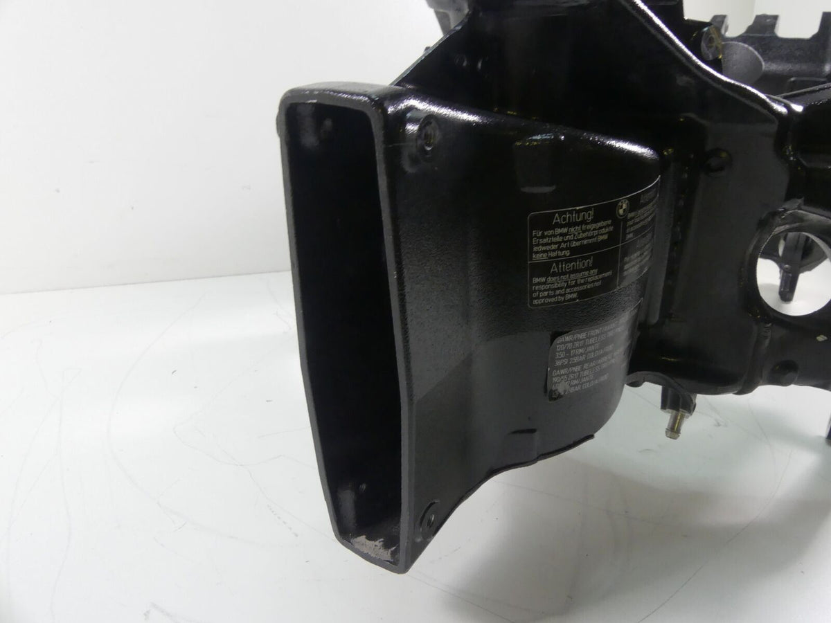 2018 BMW S1000XR K49 Straight Main Frame Chassis - Destr Export 46518551447 {{ shop.shopifyCountryName }} - Mototech271