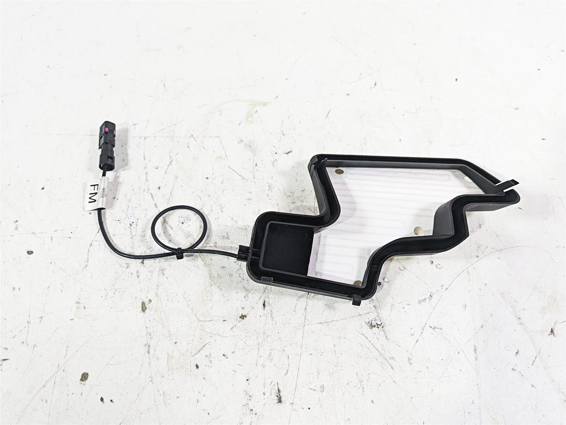 2022 BMW R1250 RT K052 FM Radio Antenna 65218406331 8406331 {{ shop.shopifyCountryName }} - Mototech271