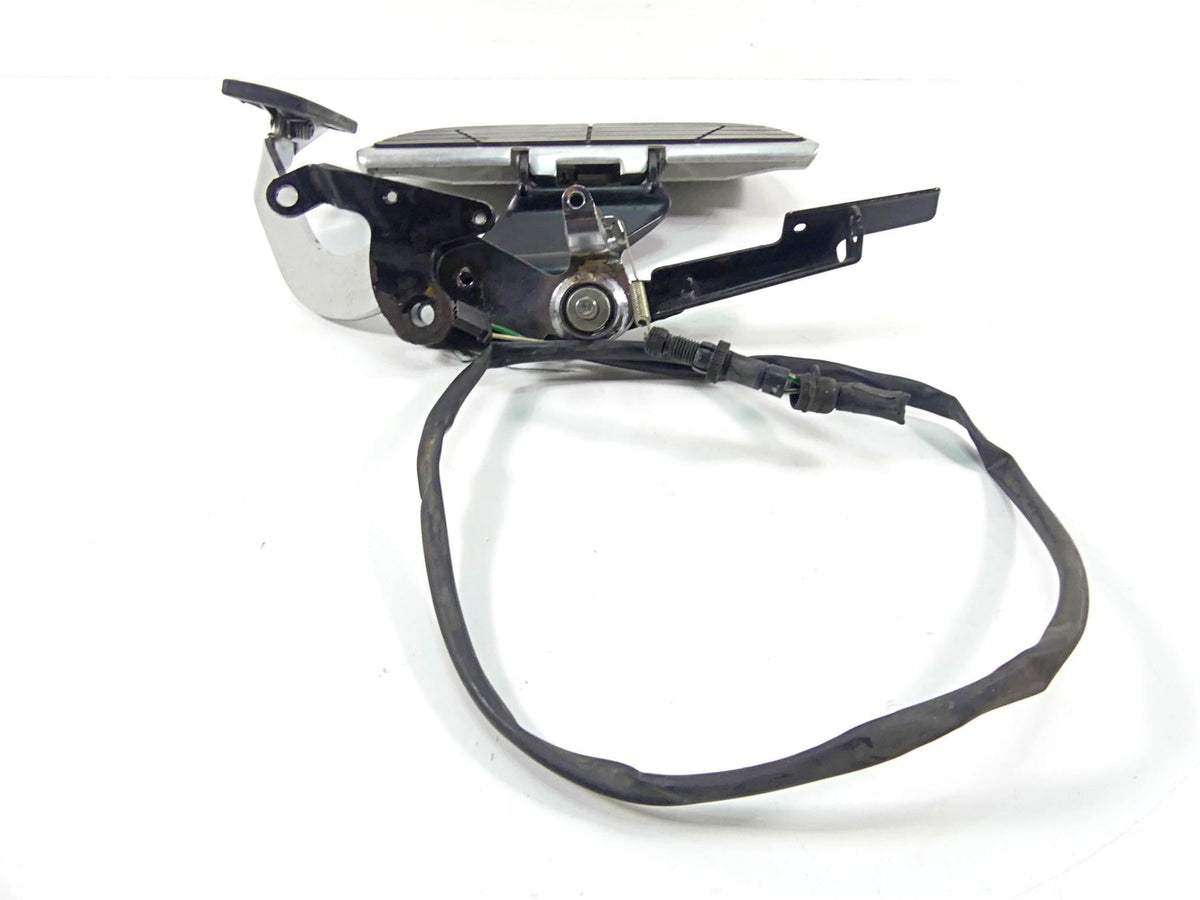 2007 Honda VTX1800 T2 Right Front Floor Board & Brake Parts 50615-MCV-000 {{ shop.shopifyCountryName }} - Mototech271