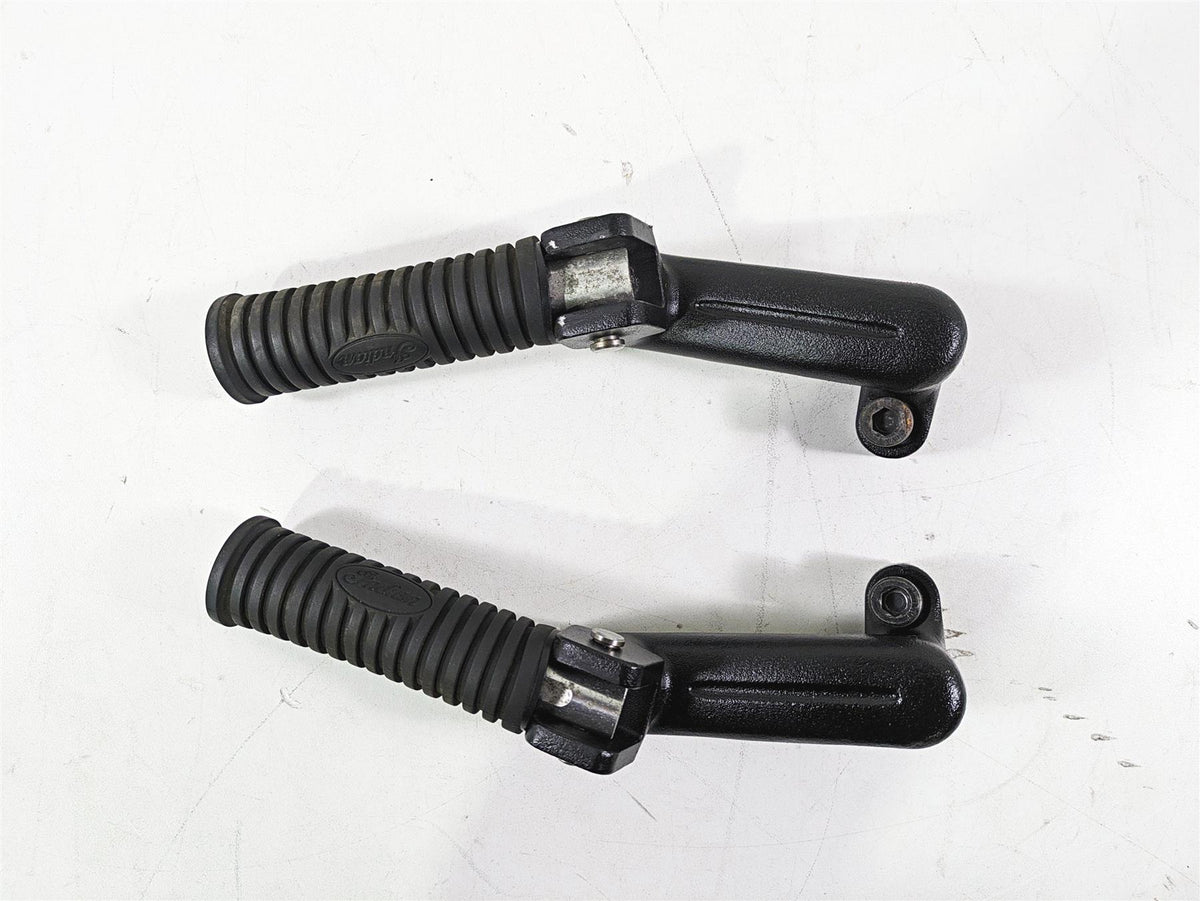 2018 Indian Chieftain Dark Horse Rear Passenger Foot Pegs 5140869 5140870 {{ shop.shopifyCountryName }} - Mototech271