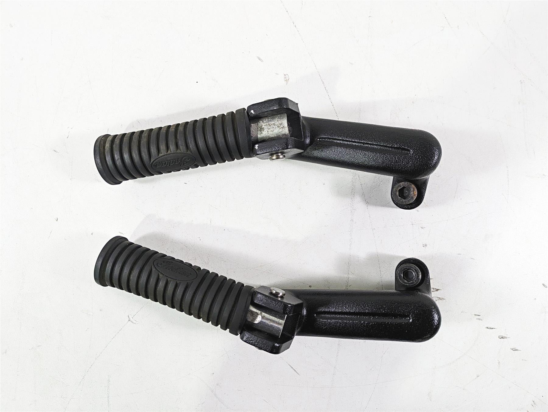 2018 Indian Chieftain Dark Horse Rear Passenger Foot Pegs 5140869 5140870 {{ shop.shopifyCountryName }} - Mototech271