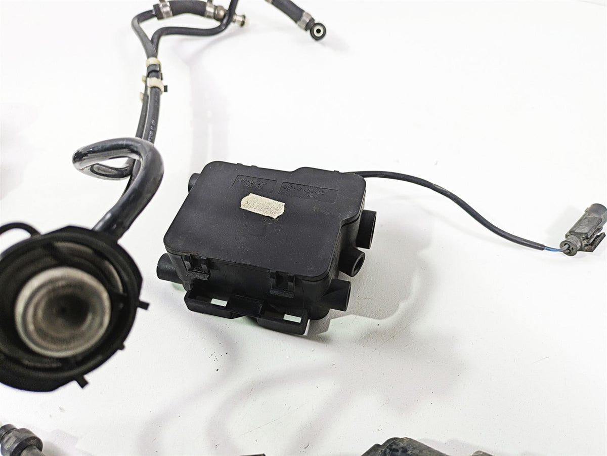 2009 BMW R1200RT K26 Throttle Bodies Body Set - Read 13547712613 13547712614 {{ shop.shopifyCountryName }} - Mototech271