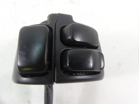 2006 Harley VRSCD Night V Rod Left Blinker Light Horn Control Switch 71682-06A {{ shop.shopifyCountryName }} - Mototech271