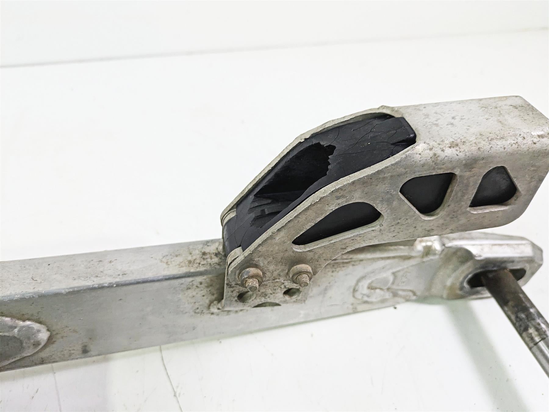 1998 KTM 380 SX MX Straight Swingarm Swing Arm & Rear Axle 50304030044 {{ shop.shopifyCountryName }} - Mototech271