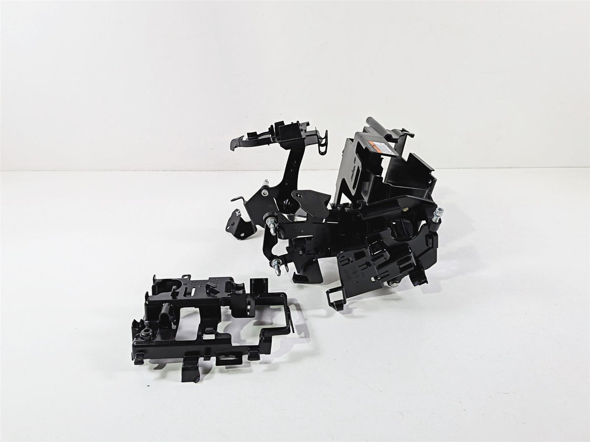2024 Harley Softail FXLRST Low Rider Battery & Electrical Holder - Read 69201632 {{ shop.shopifyCountryName }} - Mototech271