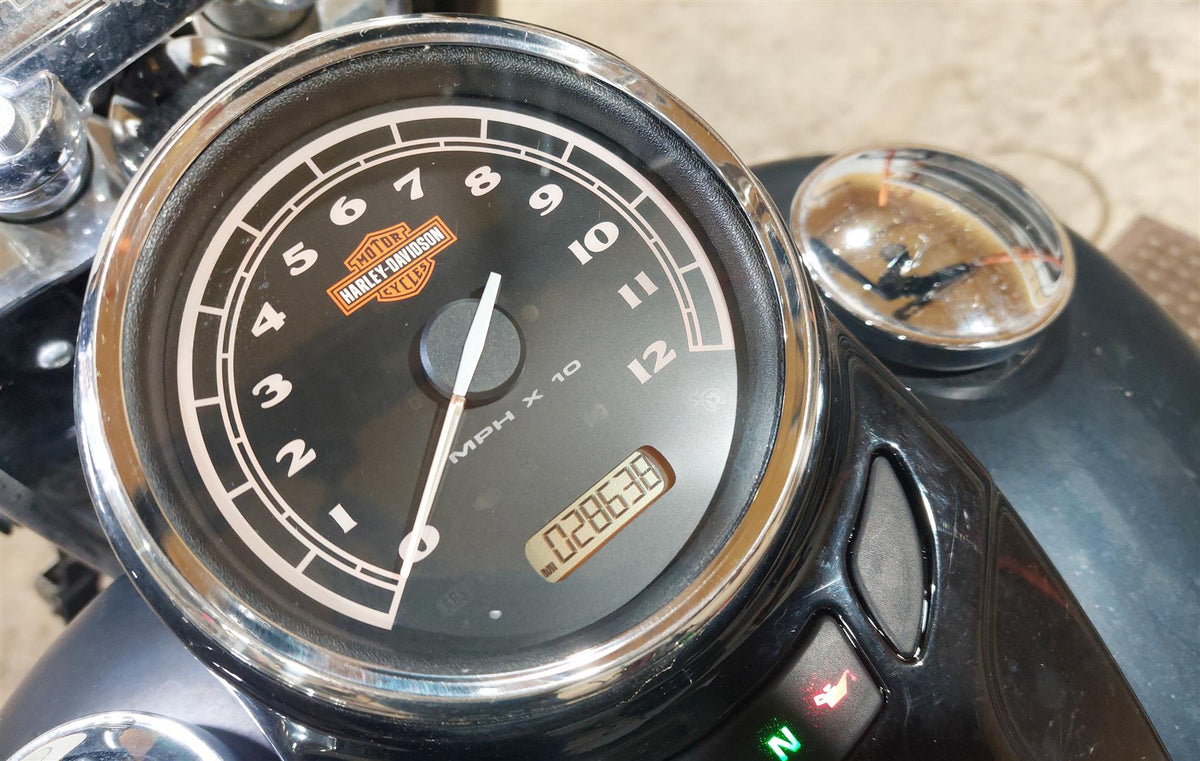2017 Harley FLS Softail Slim Speedometer Gauge Instrument 28K -Read 70700-11B {{ shop.shopifyCountryName }} - Mototech271