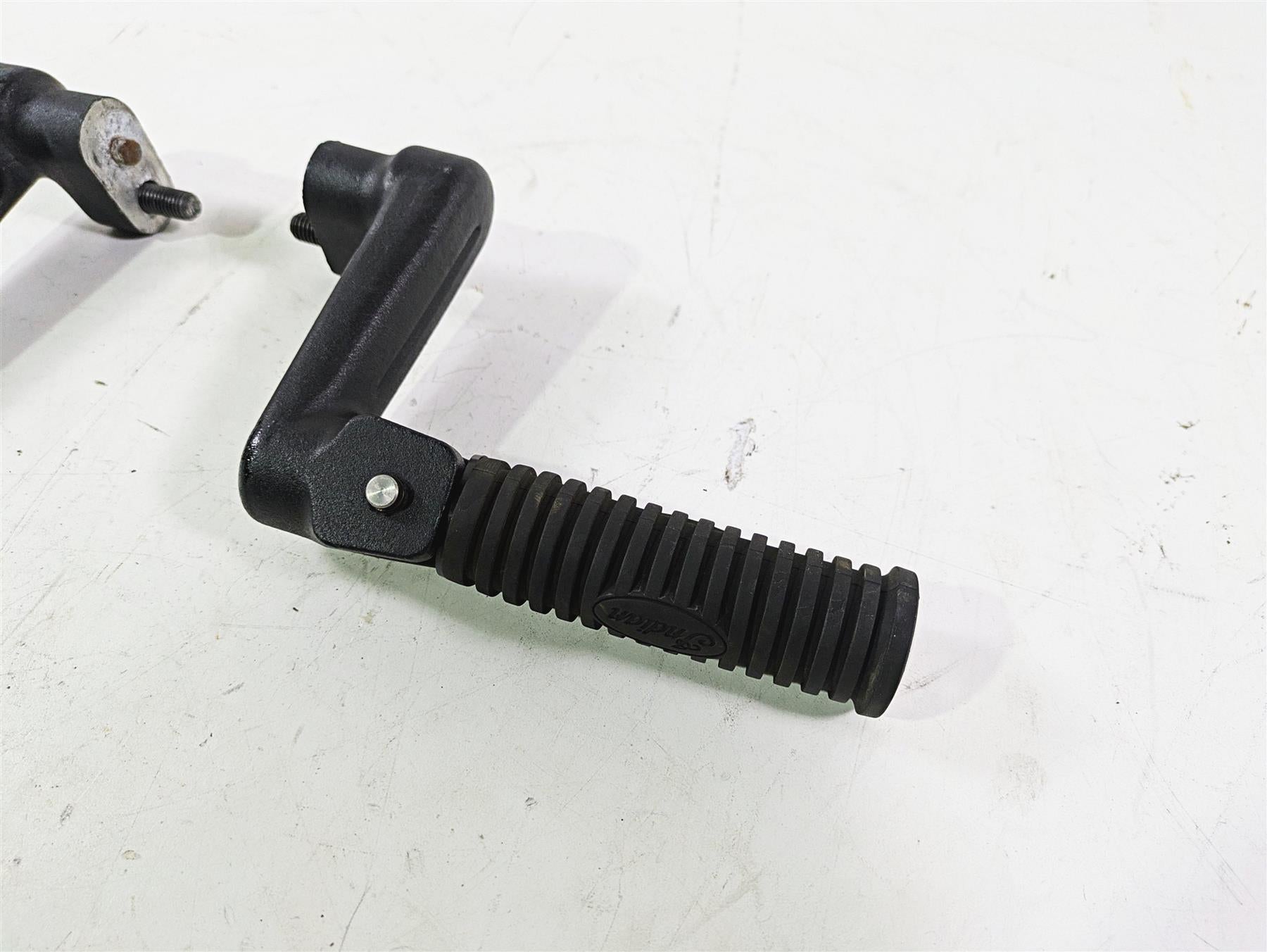 2018 Indian Chieftain Limited Rear Passenger Foot Peg Set 5140869 5140870 {{ shop.shopifyCountryName }} - Mototech271