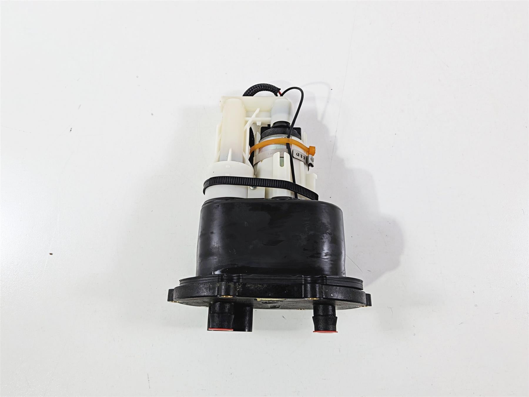 2015 Ducati Diavel Dark Fuel Gas Petrol Pump - Tested 16023981B-Mototech271