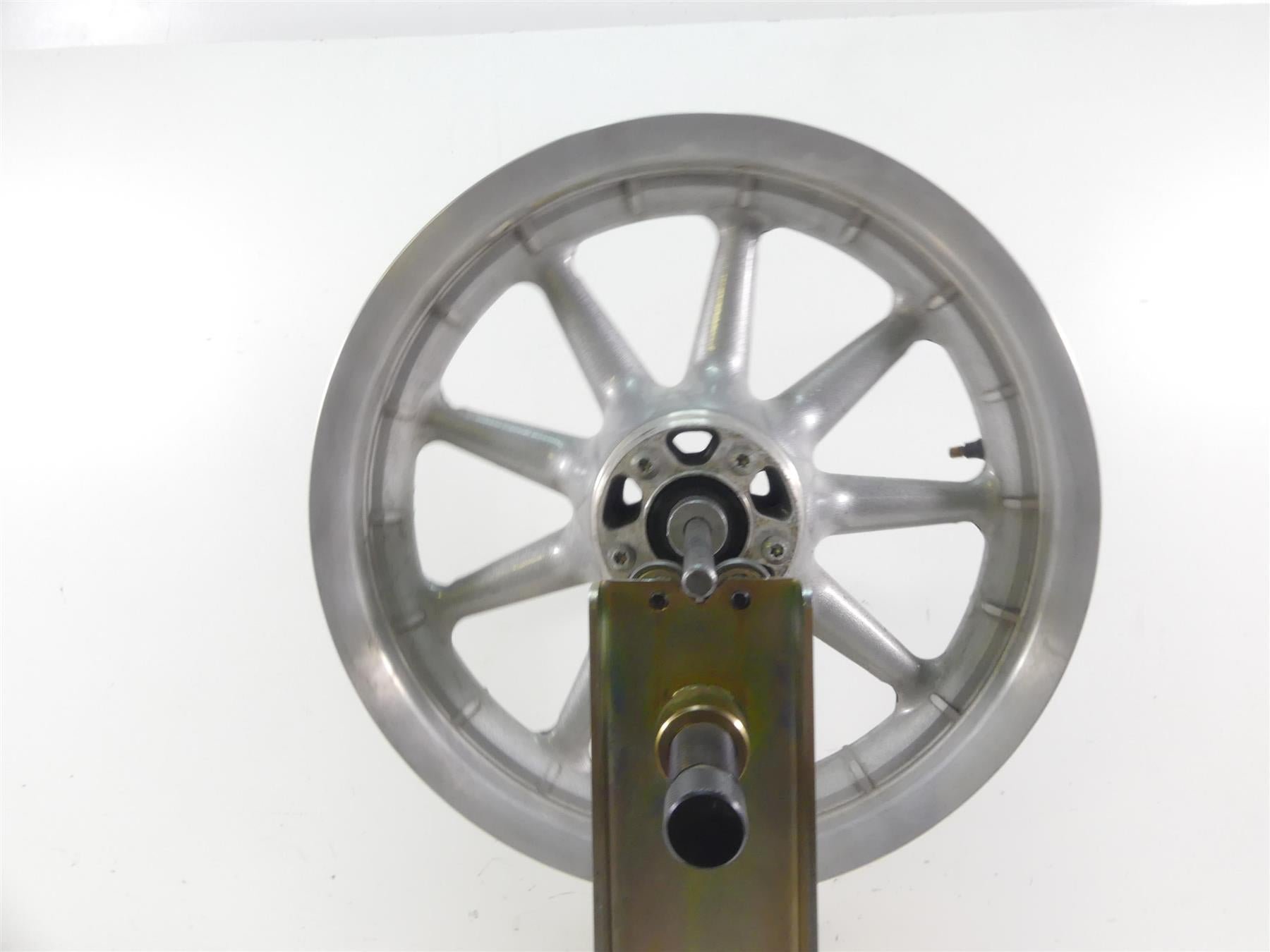 2007 Harley FLHTCU SE2 CVO Electra Glide Front 9 Spoke 16x3 Rim Wheel 43539-08 {{ shop.shopifyCountryName }} - Mototech271