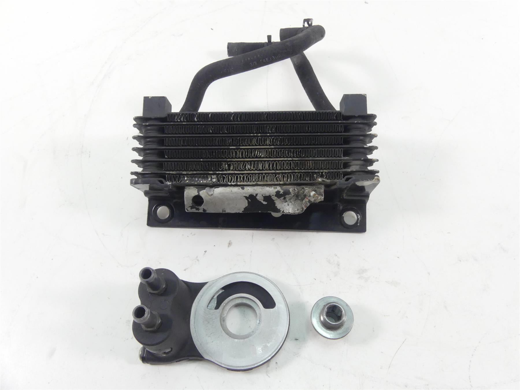 2011 Harley Touring FLTRU Road Glide Oil Cooler Flange Cover Set -Read 63083-11A