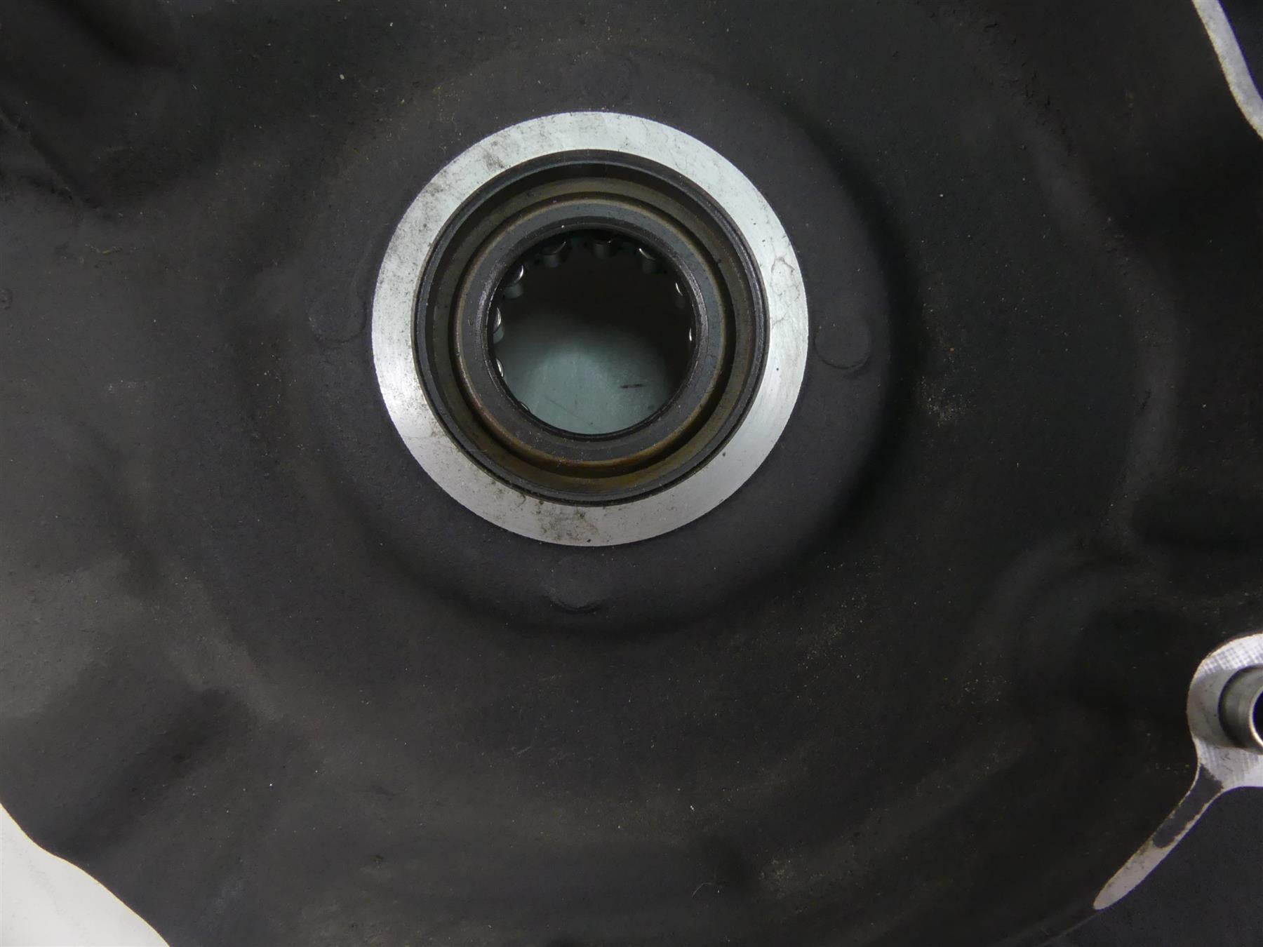 2013 Harley Touring FLTRX Road Glide Inner Primary Drive Clutch Cover 60677-07 {{ shop.shopifyCountryName }} - Mototech271