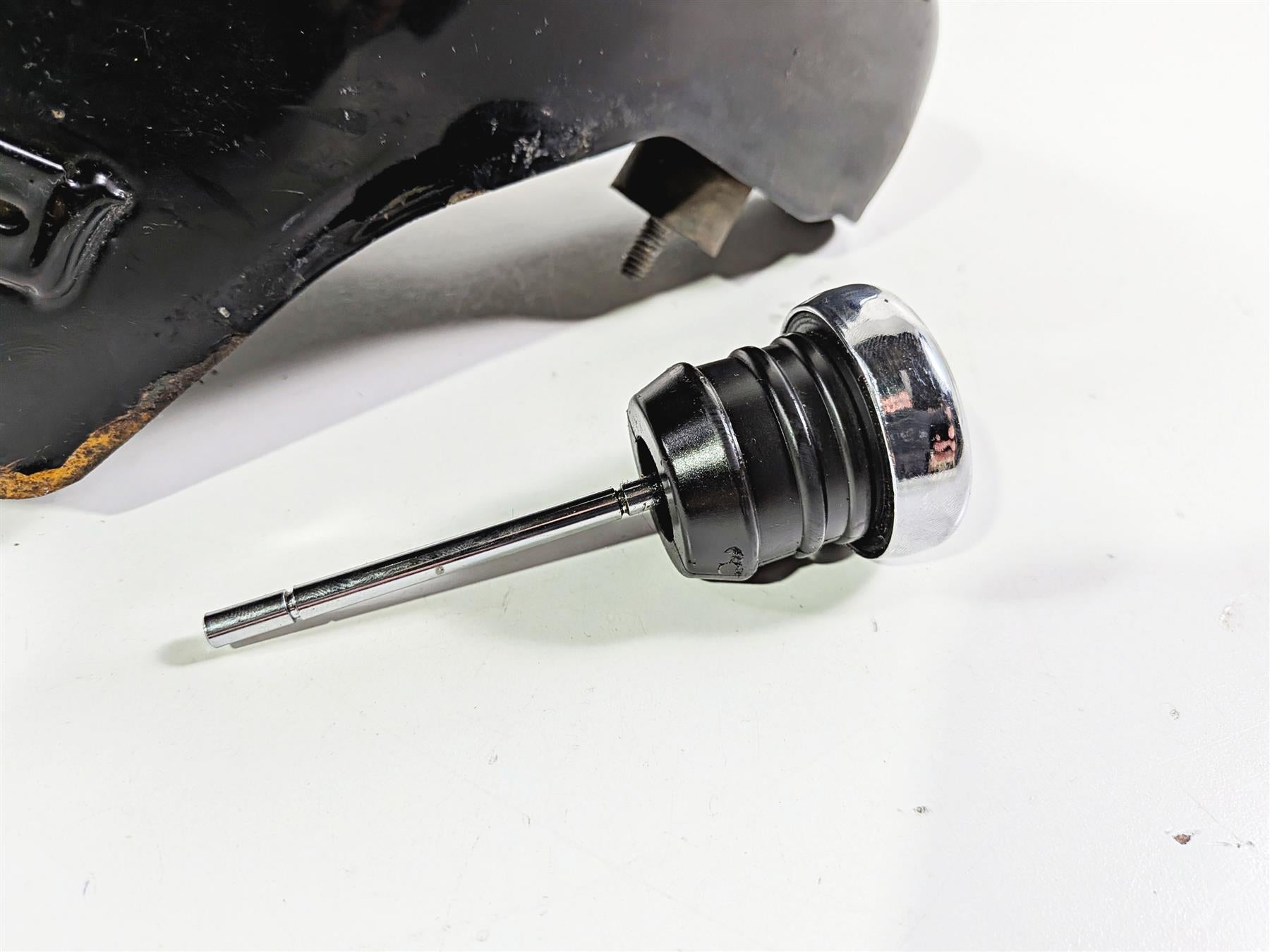 2003 Harley Sportster XL1200 Oil Tank Reservoir & Dipstick 62888-99 {{ shop.shopifyCountryName }} - Mototech271