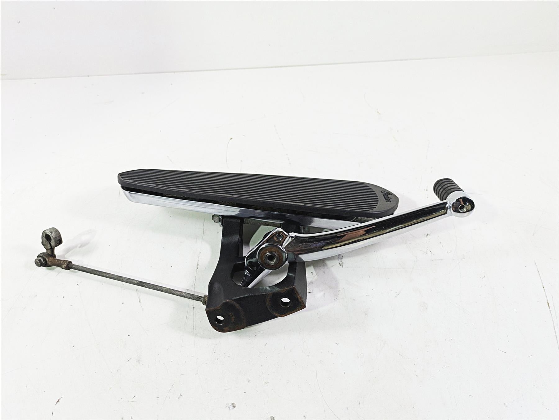 2018 Indian Chieftain Limited Chrome Left Floor Board & Shifter 5138351 5138405 {{ shop.shopifyCountryName }} - Mototech271
