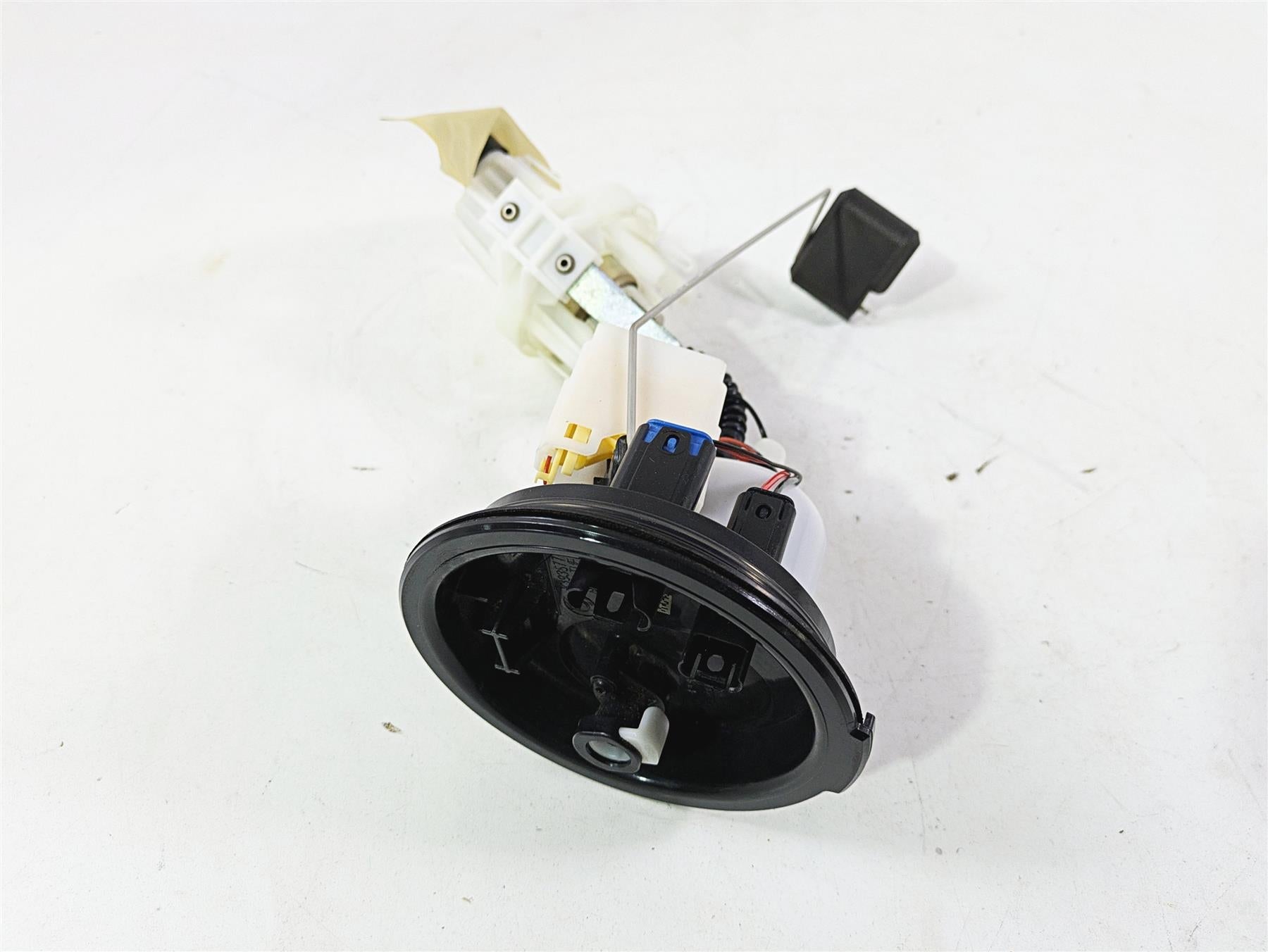 2021 BMW R1250GS K51 Adv Fuel Gas Petrol Pump & Sender READ 16148393577 {{ shop.shopifyCountryName }} - Mototech271