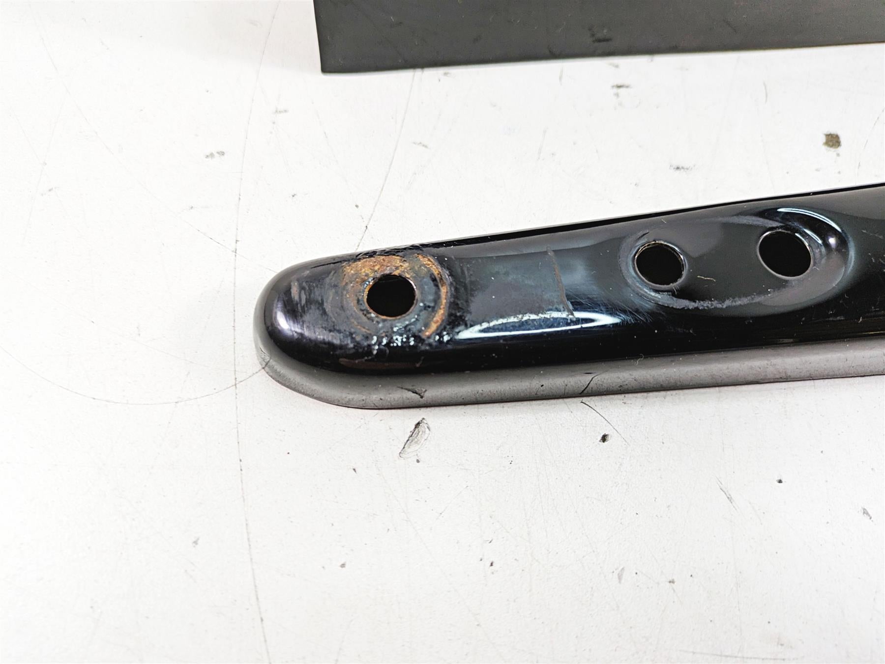 2017 Harley XL883 N Sportster Iron Rear Fender Struts Braces 60203-06 60204-06 {{ shop.shopifyCountryName }} - Mototech271