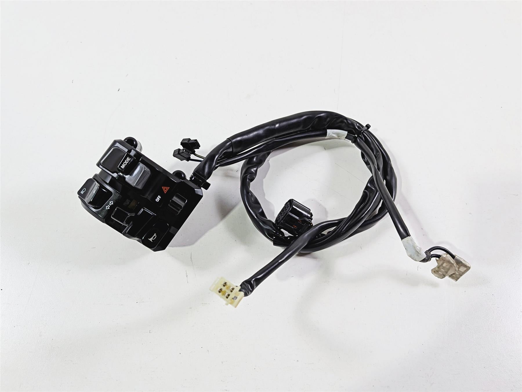2022 Yamaha YZF R1 R1M RN65 Left Hand Mode Light Control Switch B3L-83969-01-00-Mototech271