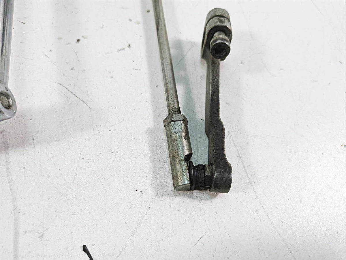 2011 Harley Touring FLHR Road King Front Left Floorboard & Shifter 50621-06 {{ shop.shopifyCountryName }} - Mototech271