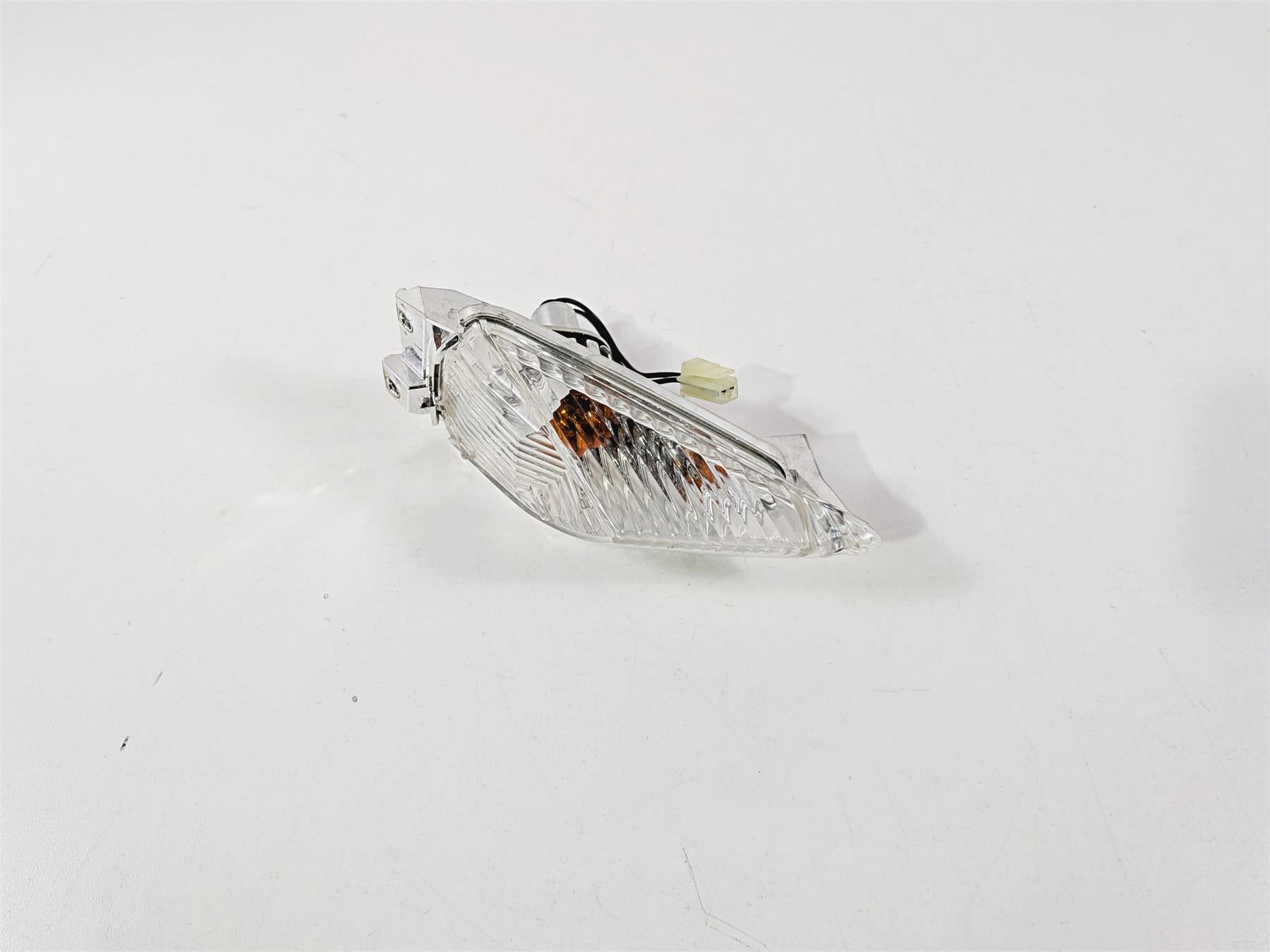 2024 Suzuki GSXR 600 Left Rear Turn Signal Blinker 35604-47H00 {{ shop.shopifyCountryName }} - Mototech271