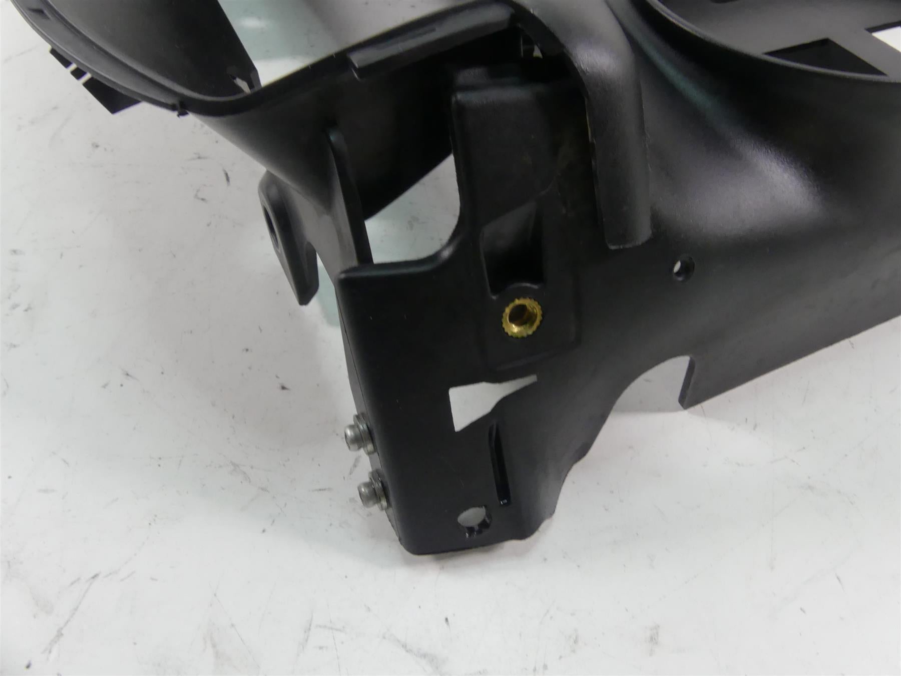 2012 Harley VRSCF Muscle Rod Radiator Center Cover Fairing 26813-08A {{ shop.shopifyCountryName }} - Mototech271