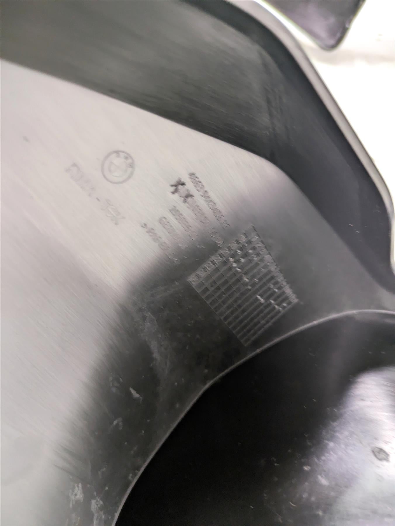 2022 BMW R1250 RT K052 Lower Rear Engine Cover Fairing Set 46639443405 {{ shop.shopifyCountryName }} - Mototech271