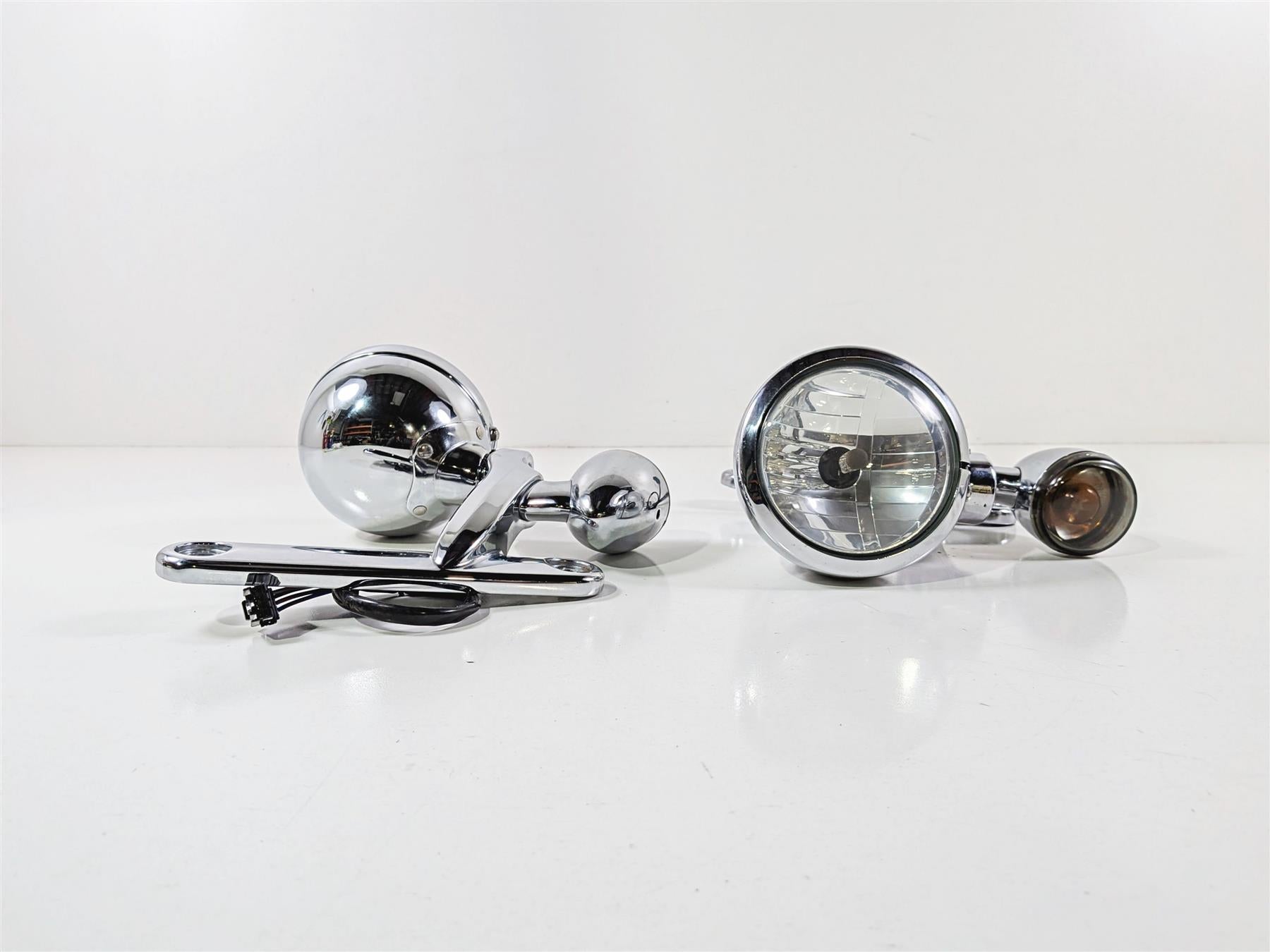 2011 Harley Touring FLHTCU CVO Electra Glide Turn Signal Passing Lights 69548-06-Mototech271