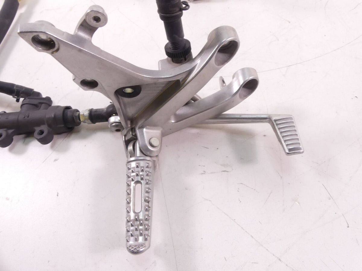 2012 Honda CBR600RR Front Rider Left Right Footpeg Rest Set 50700-MFJ-D00 {{ shop.shopifyCountryName }} - Mototech271