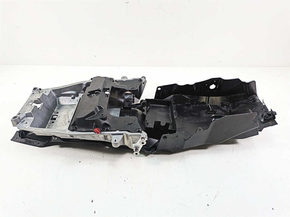 2018 Kawasaki ZX1002 Ninja H2 SX Subframe Sub Frame & Inner Fender 32160-0960 {{ shop.shopifyCountryName }} - Mototech271