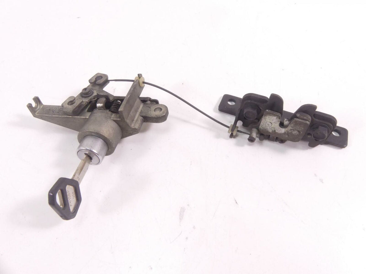 2010 Victory Vision Tour Ignition Switch Key Luggage Seat Lock Set 1015274 {{ shop.shopifyCountryName }} - Mototech271