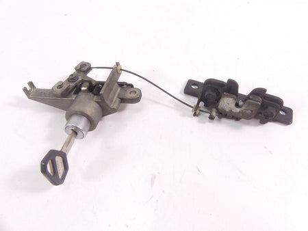 2010 Victory Vision Tour Ignition Switch Key Luggage Seat Lock Set 1015274 {{ shop.shopifyCountryName }} - Mototech271
