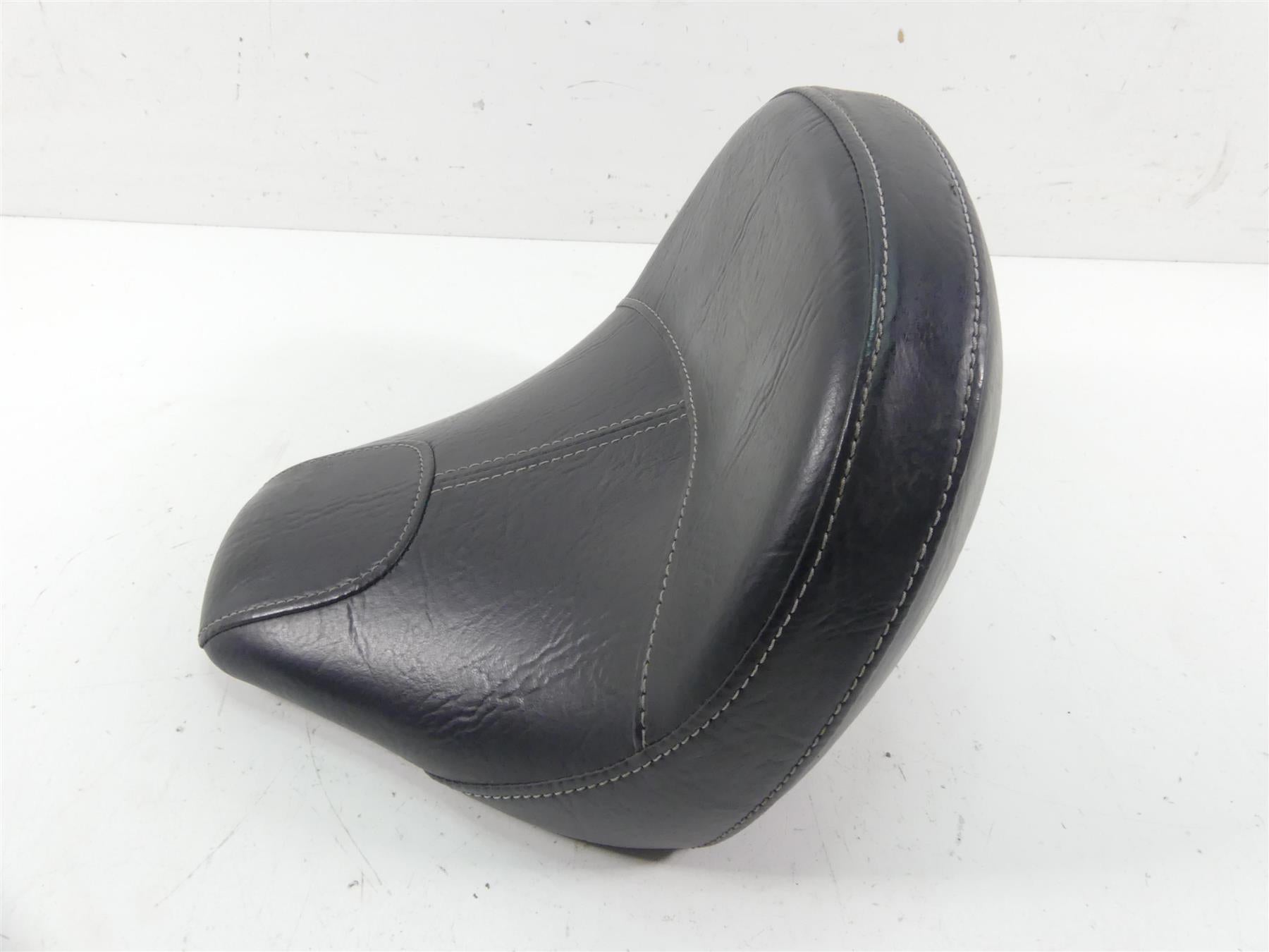 2016 Indian Scout Sixty Nice Front Rider Driver Seat Saddle - No Tears 2686386