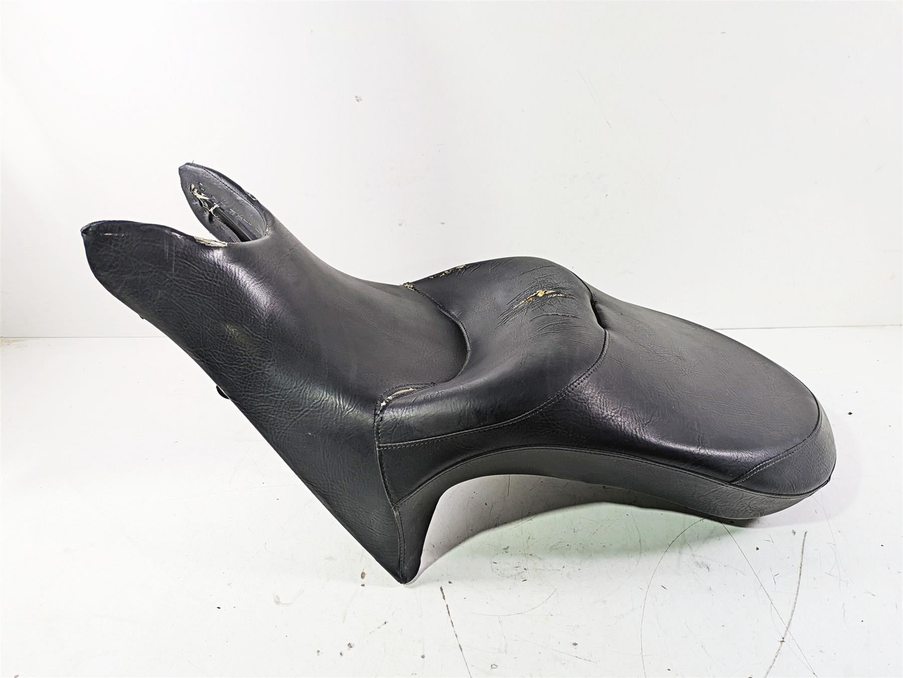 2012 Victory Cross Country Driver Rider Seat Saddle - Read 2684744 5438107 | Mototech271