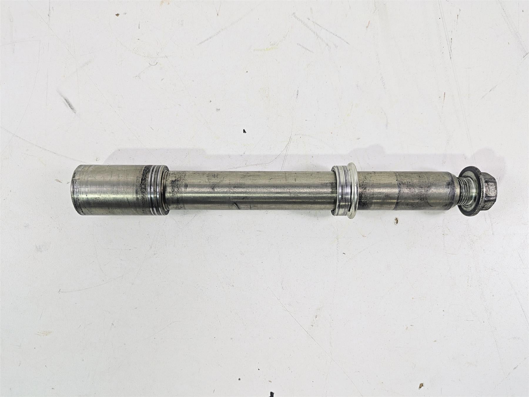 2006 Suzuki GSXR1000 K6 Front Axle Wheel Spindle 25mm 54711-41G00 {{ shop.shopifyCountryName }} - Mototech271