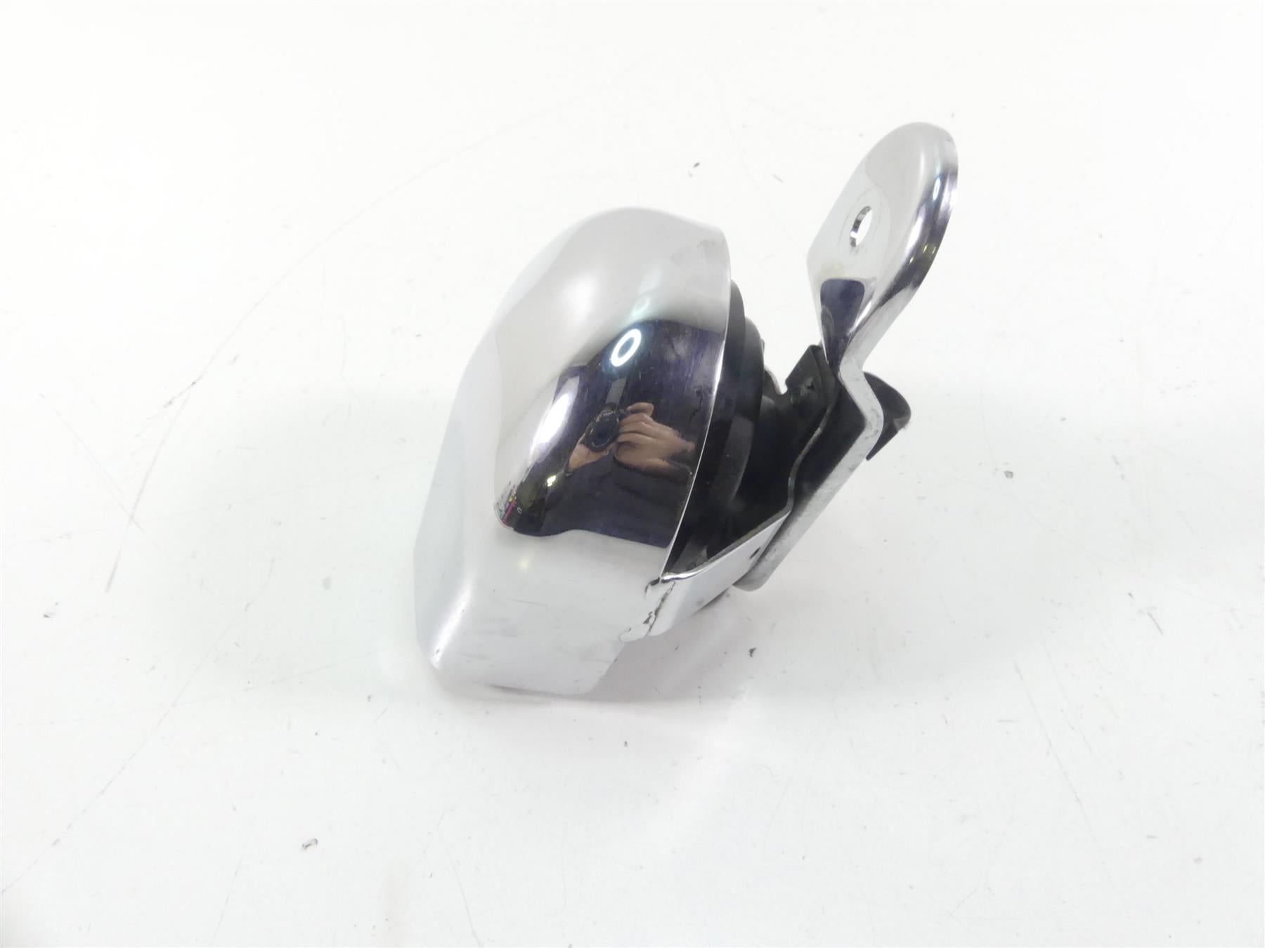 2005 Harley Dyna FXDLI Low Rider Horn & Chrome Cover 61300478A {{ shop.shopifyCountryName }} - Mototech271