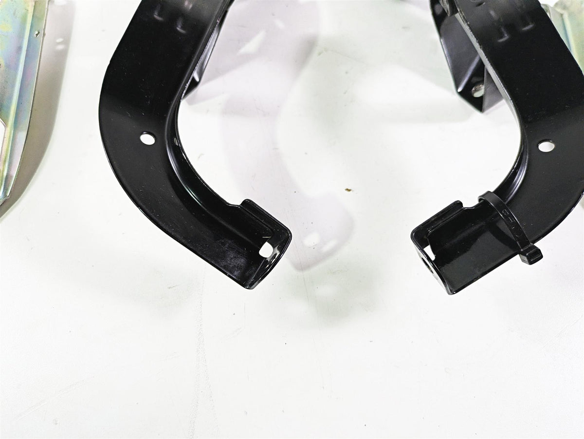 2010 Harley Touring FLHX Street Glide Front Fairing Mounts 58478-96B 58479-96B {{ shop.shopifyCountryName }} - Mototech271