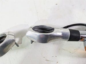 2002 Honda V-Twin VTX1800 C Front Blinker Turn Signal Set 33400-MBH-672 | Mototech271