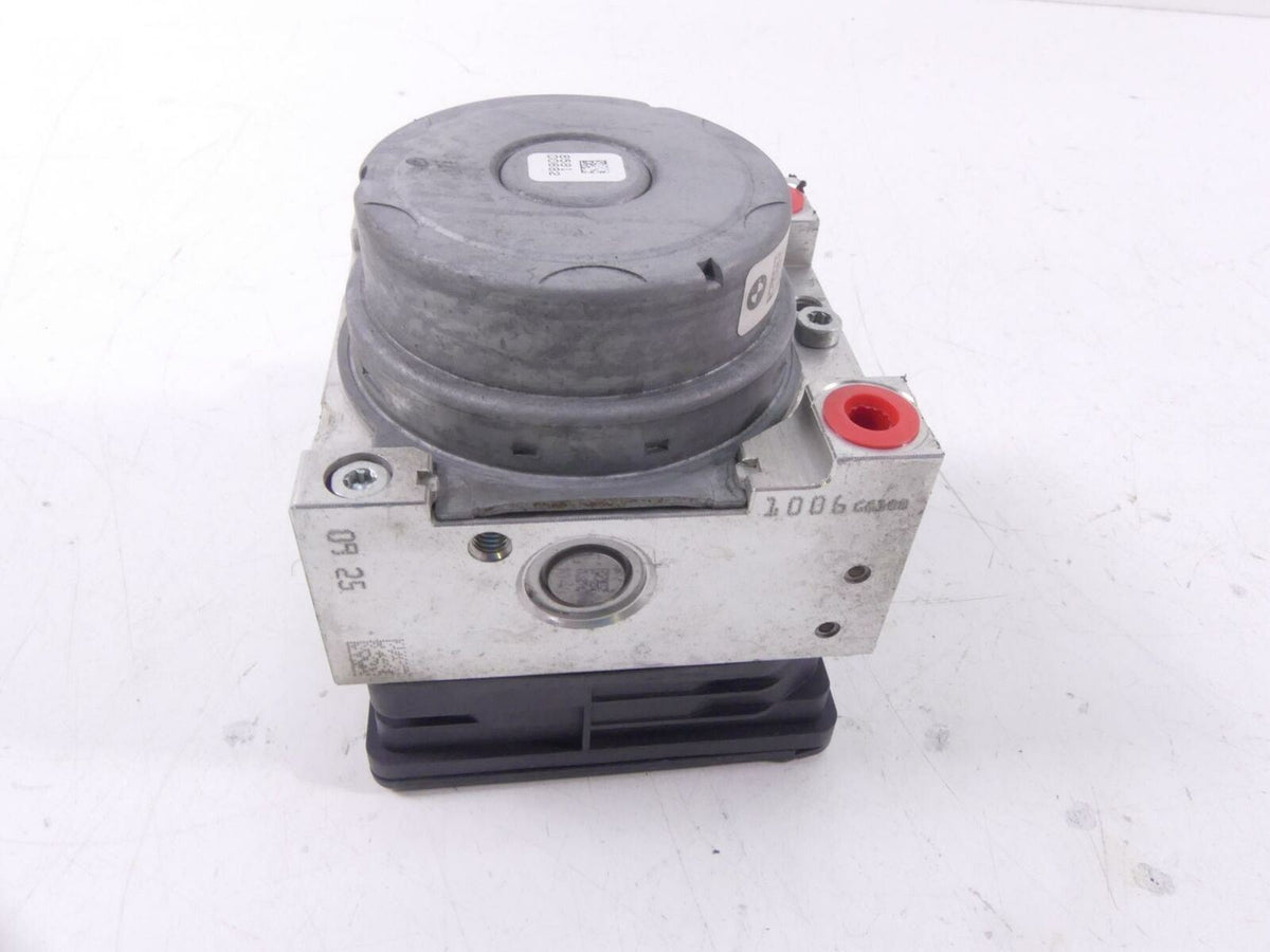 2018 BMW K1600 Bagger Abs Brake Pump Pressure Modulator Module - Read 3451856695 {{ shop.shopifyCountryName }} - Mototech271