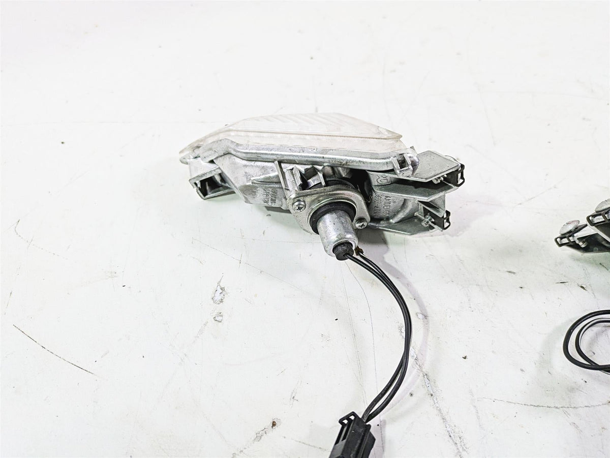 2016 Suzuki GSXR1000 Rear Blinkers Turn Signal Set 35603-47H00 35604-47H00 {{ shop.shopifyCountryName }} - Mototech271