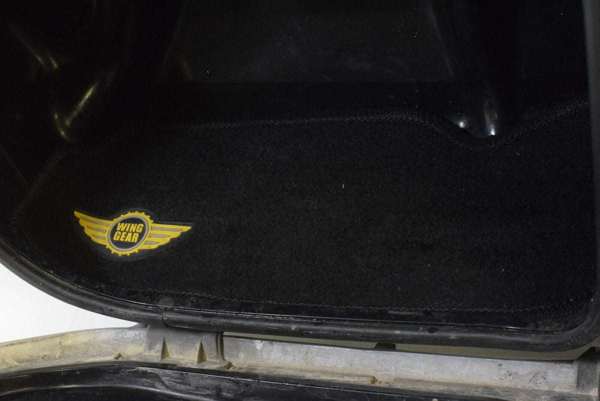 2005 Honda Goldwing GL1800 Left Silver Saddlebag With Light 81411-MCA- {{ shop.shopifyCountryName }} - Mototech271