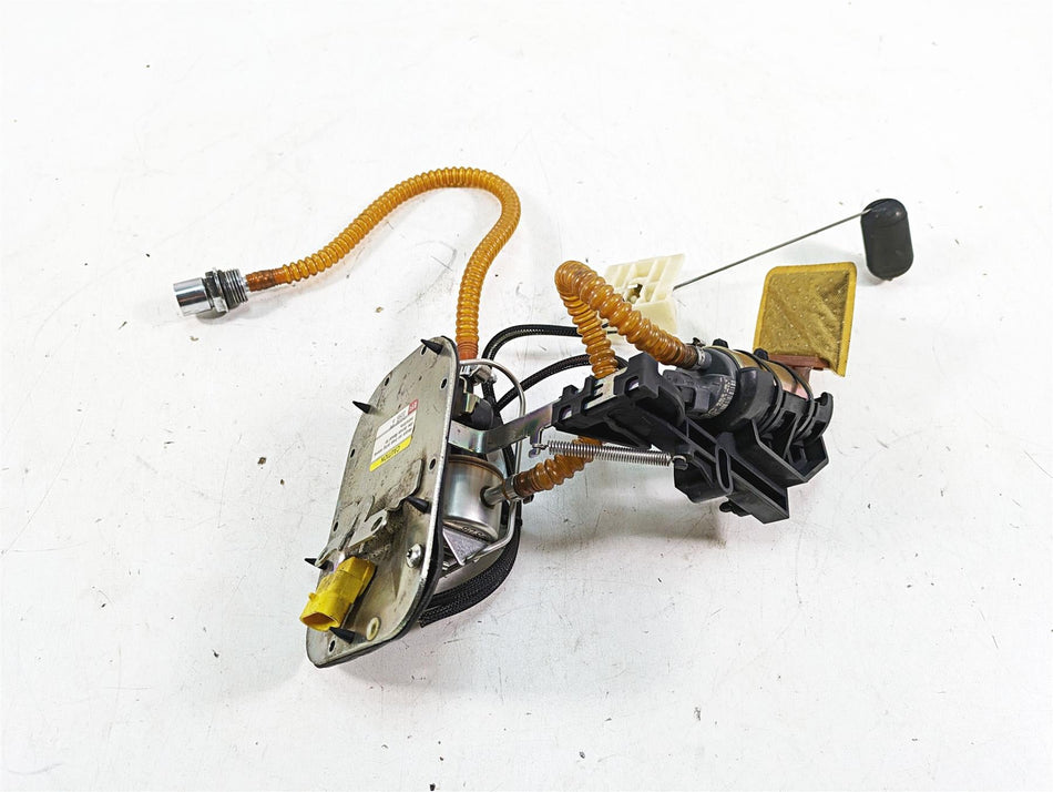 2006 Harley FLSTI Softail Heritage Fuel Gas Petrol Pump - Tested 75132-06 {{ shop.shopifyCountryName }} - Mototech271