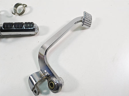 2006 Honda VT1100 C2 Shadow Front Right Footpeg & Brake Pedal 50615-MCK-A00 {{ shop.shopifyCountryName }} - Mototech271