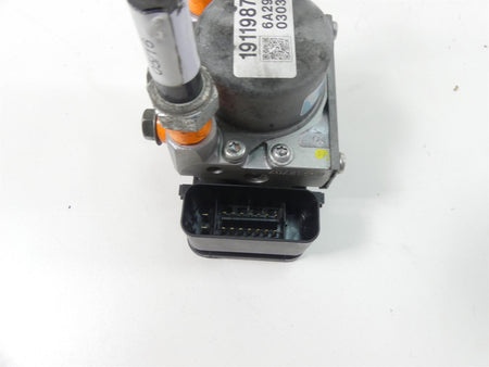 2016 Indian Chieftain Dark Horse Abs Brake Pump Pressure Module 1911987 {{ shop.shopifyCountryName }} - Mototech271