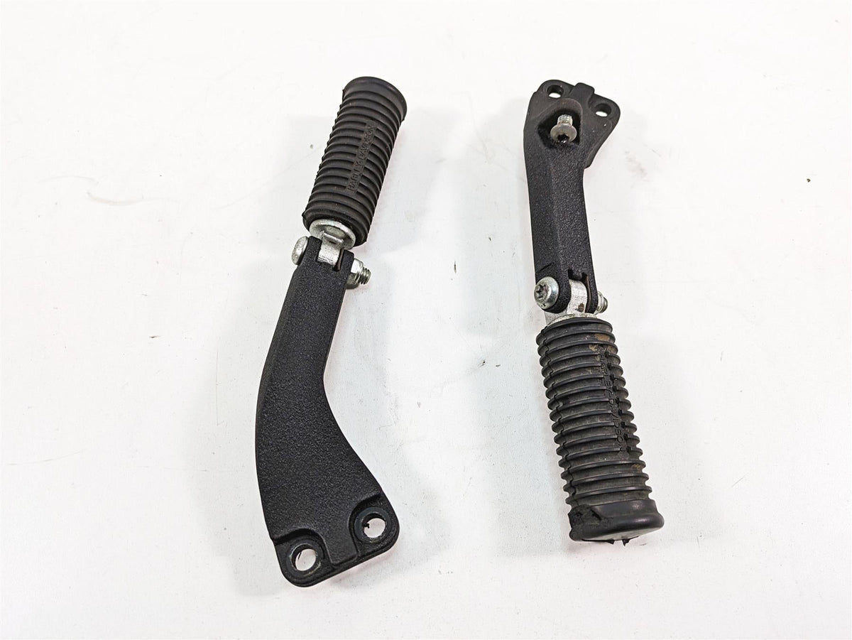 2009 Harley FXDF Dyna Fat Bob Rear Passenger Footpeg Set 49224-06A 49230-06 {{ shop.shopifyCountryName }} - Mototech271