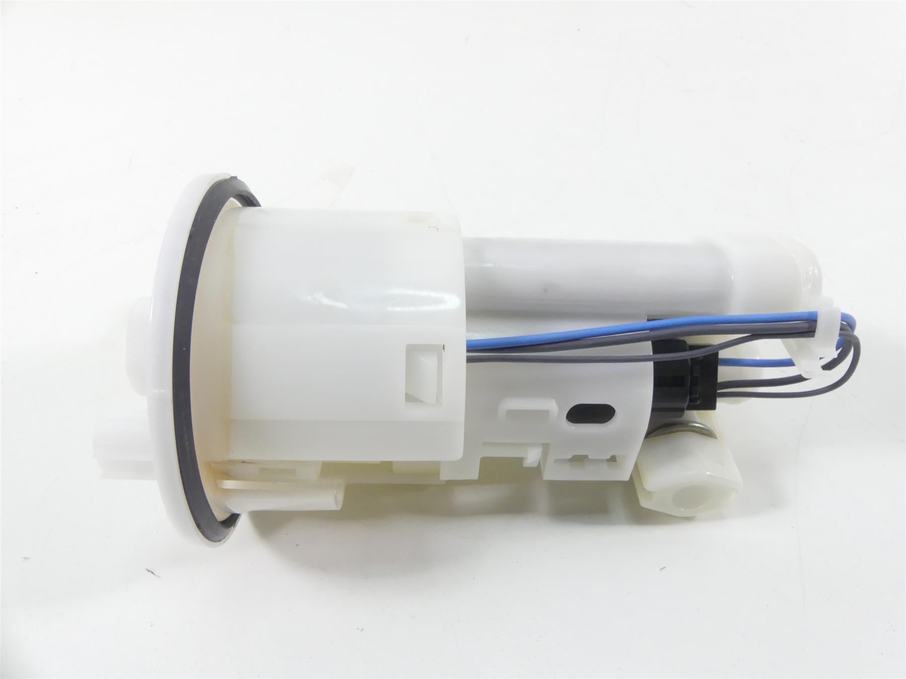 2020 Triumph Speed Triple RS 1050 Denso Gas Fuel Petrol Pump T2400735