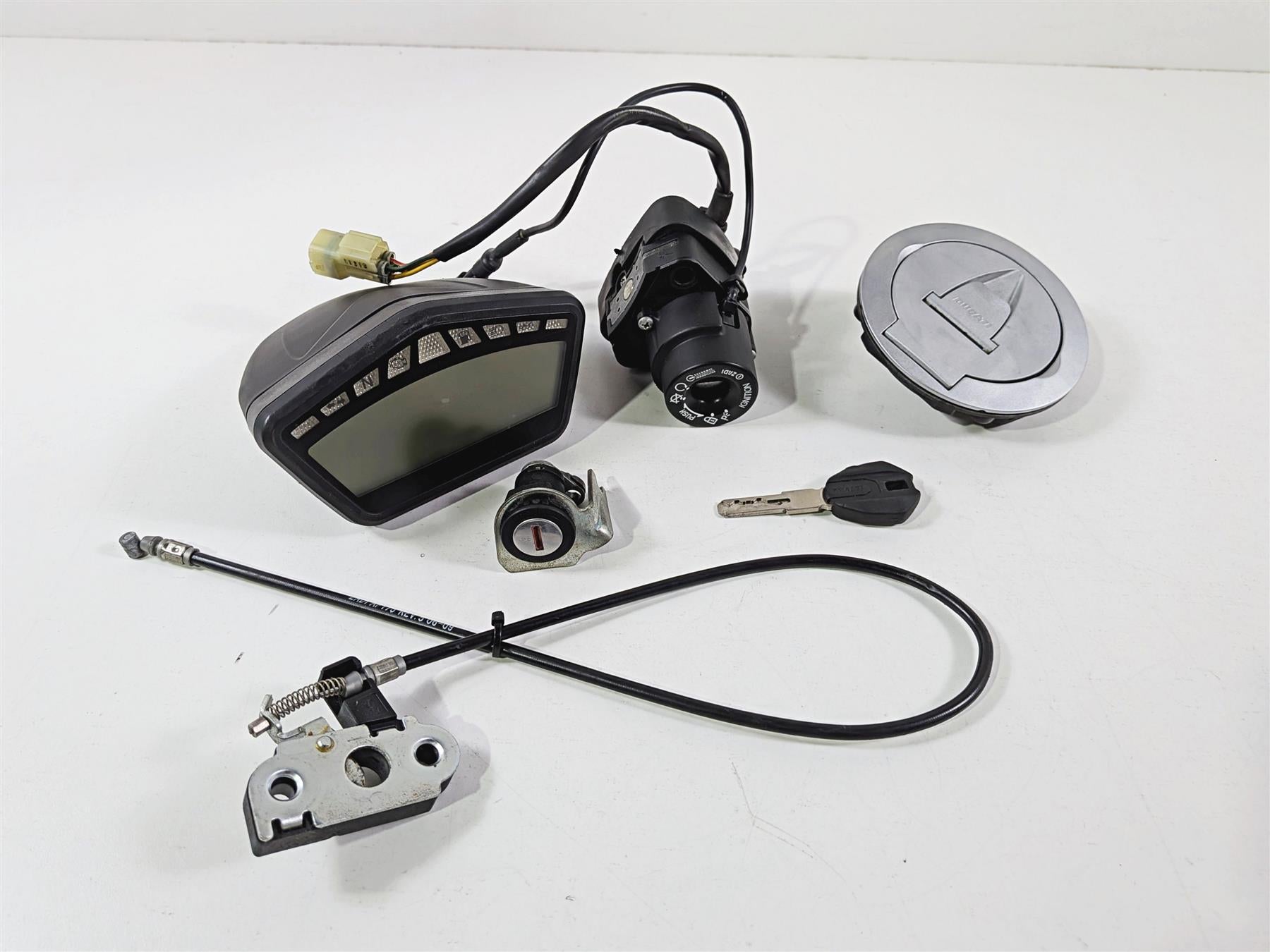 2011 Ducati Streetfighter 1098 S Gauges Ignition Key Switch Lock 3K 40610726B {{ shop.shopifyCountryName }} - Mototech271