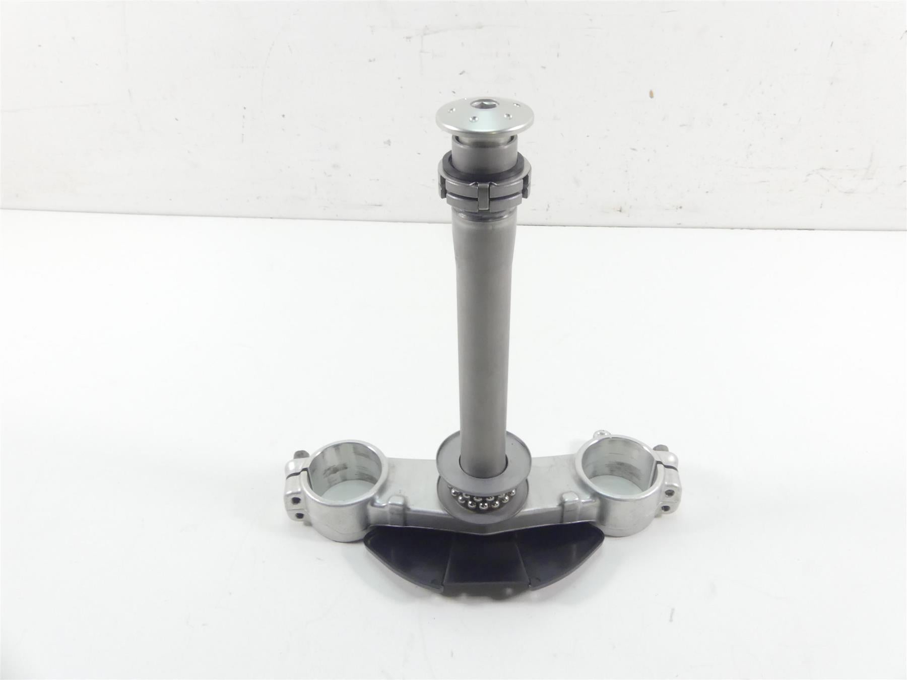 2016 BMW S1000XR K49 Lower Triple Tree Steering Clamp 31428552900 {{ shop.shopifyCountryName }} - Mototech271