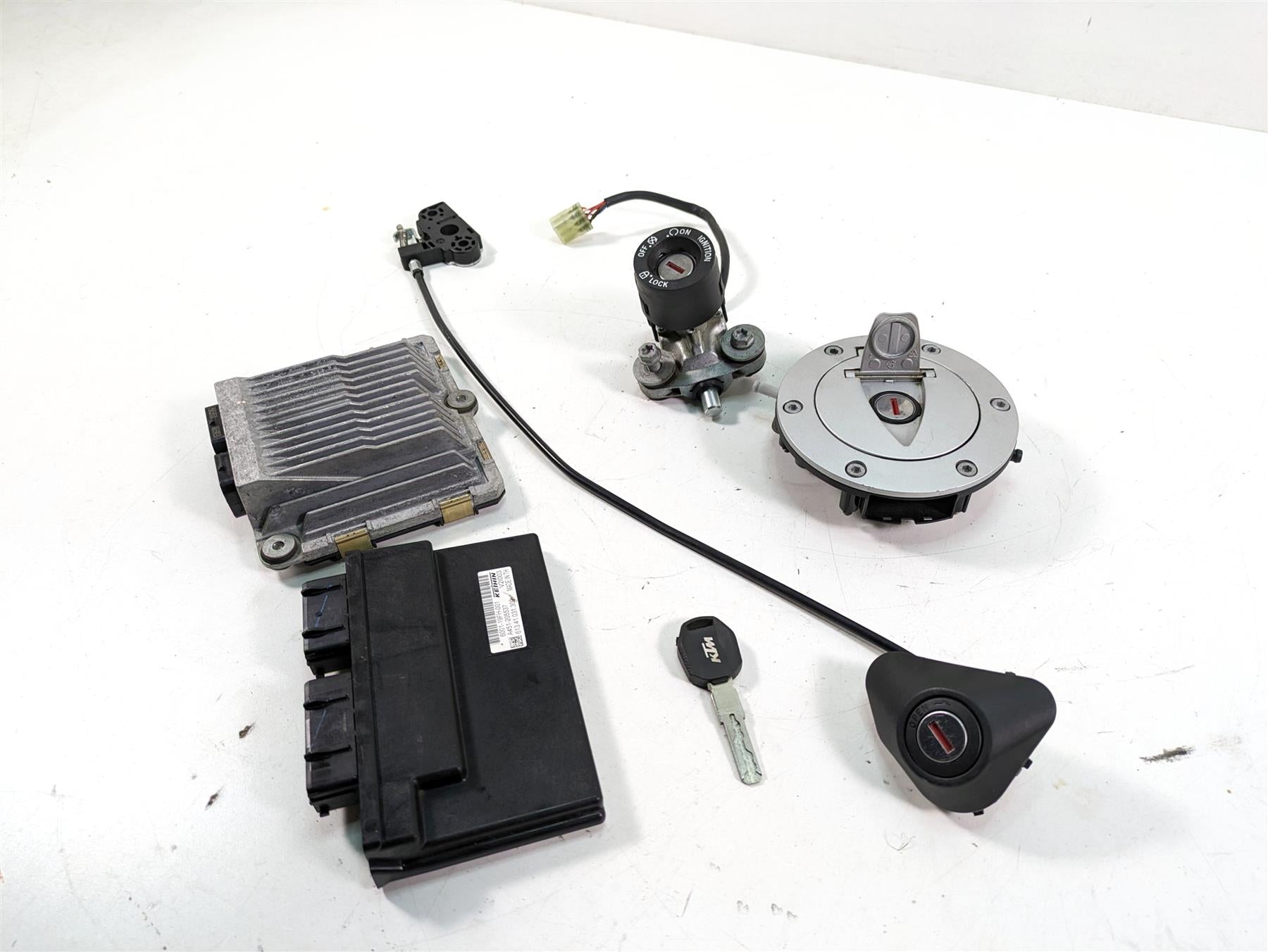 2018 KTM 1090 Adventure R Cdi Ecm Ecu Ignition Switch Key Lock Set 60311066100 {{ shop.shopifyCountryName }} - Mototech271