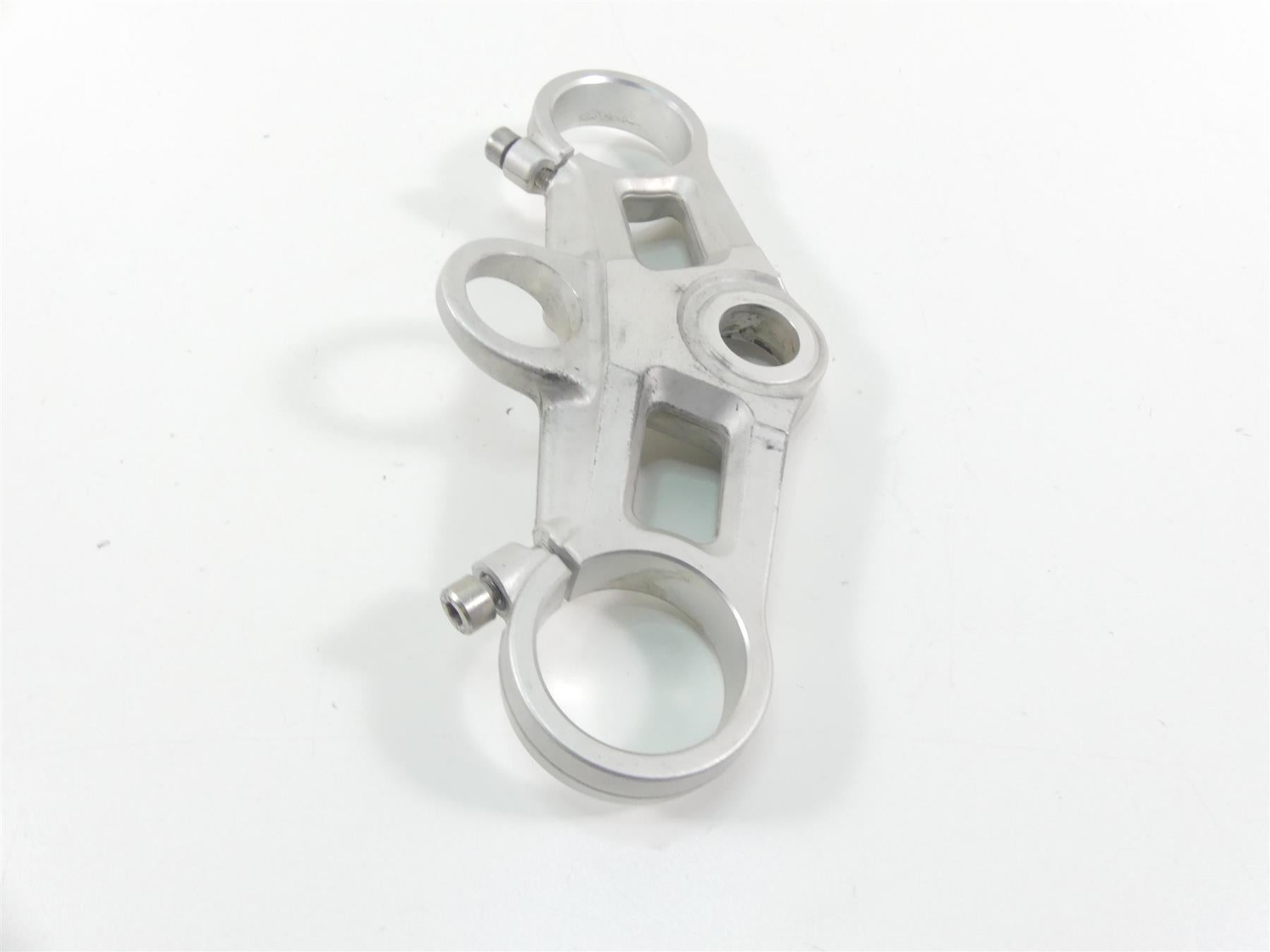 2006 Triumph Daytona 675 Upper Triple Tree Steering Clamp 50mm T2049170 {{ shop.shopifyCountryName }} - Mototech271