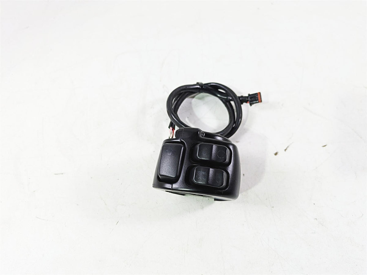 2018 Harley FXBR Softail Breakout Left Hand Blinker Control Switch 71500292 {{ shop.shopifyCountryName }} - Mototech271